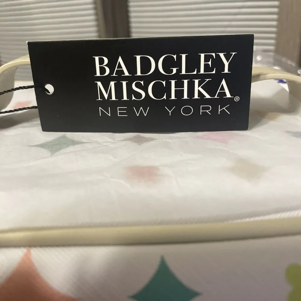 Badgley Mischka Print Vinyl Cosmetic Train / Travel Case / Bag